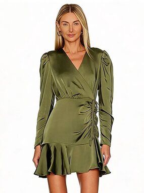 NWT Steve Madden Green mini dress ruffle detailing and long sleeves Size M